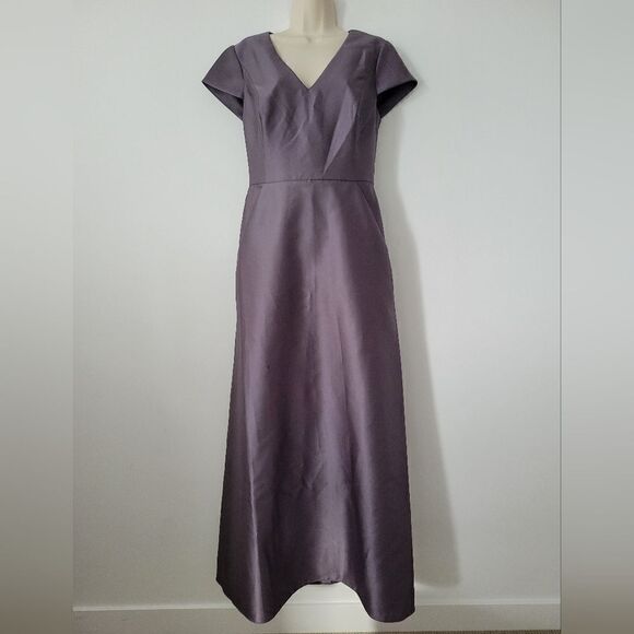 NWT Alfred Sung Alfred SungCap Sleeve V-Neck Satin Gown With Pockets - Picture 3 of 5